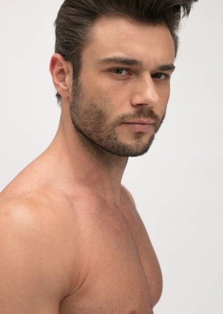 Amadeo Leandro 