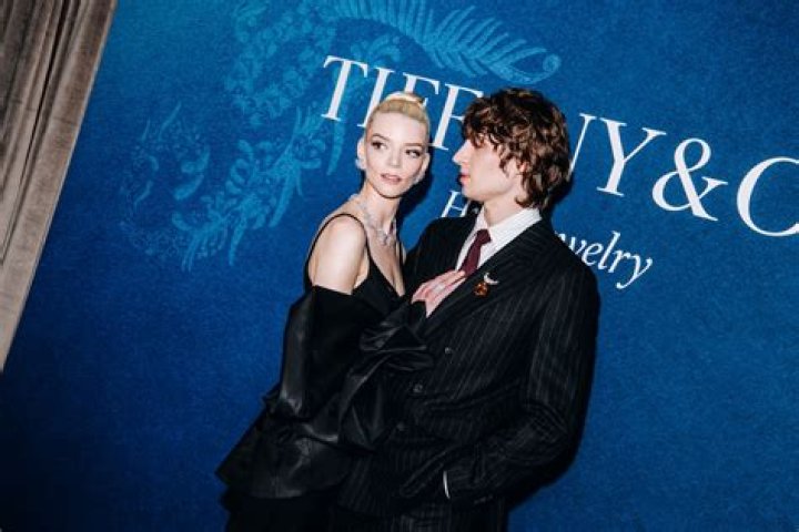 Anya Taylor-Joy, Malcolm McRae