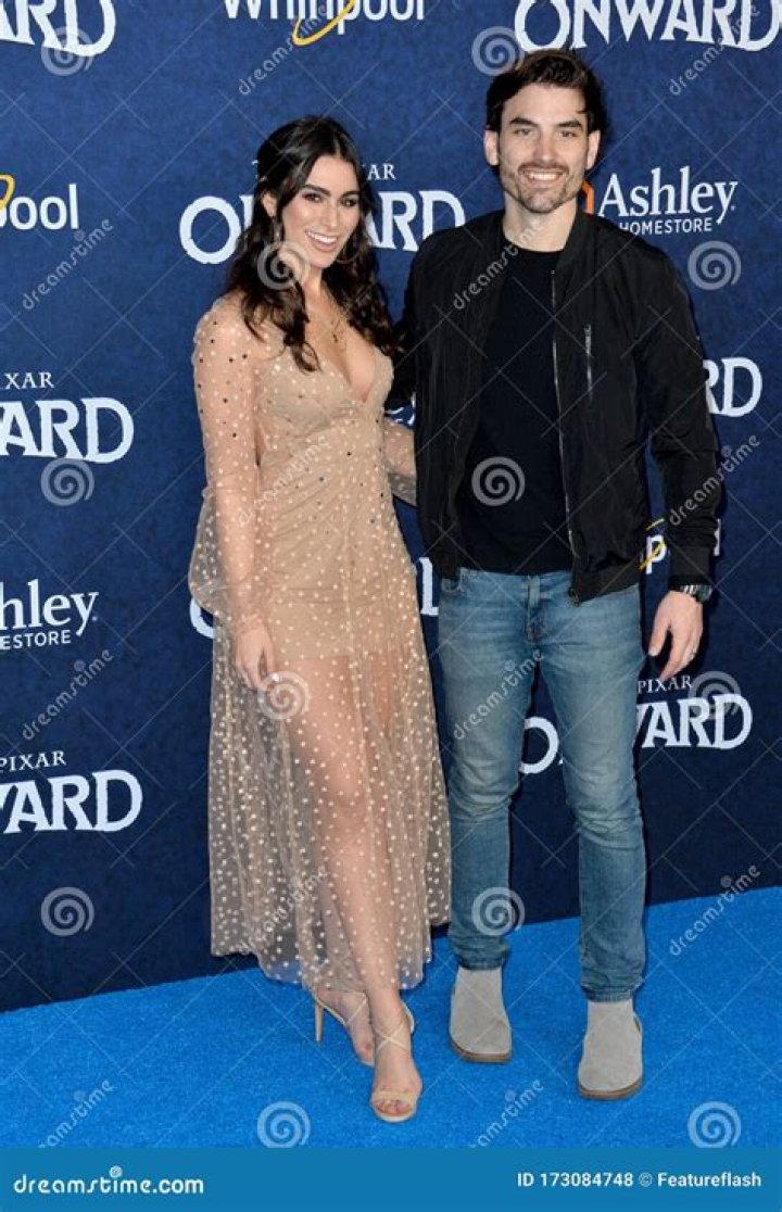 Ashley Iaconetti & Jared Haibon