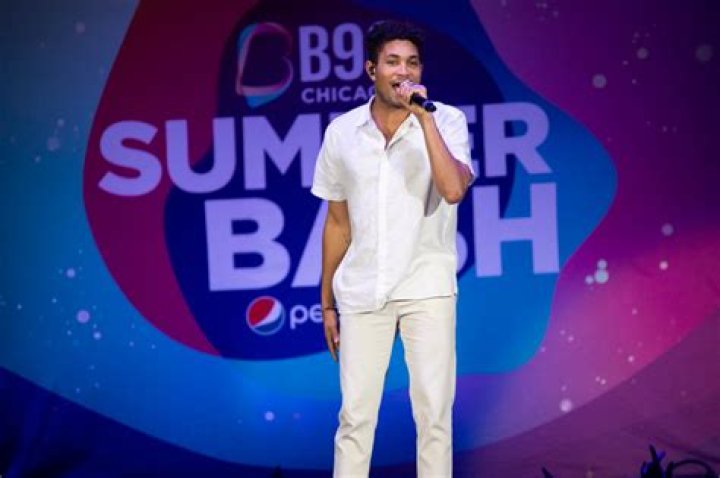 Bazzi at B96&rsquo;s Summer Bash