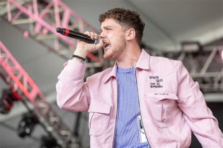 Bazzi Plays Bonnaroo 2018