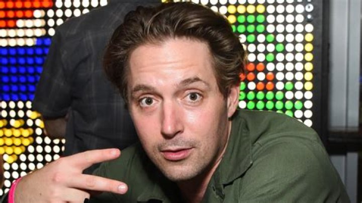 Beck Bennett Beck Bennett