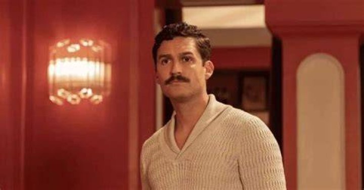 Ben Aldridge As Thomas Wayne