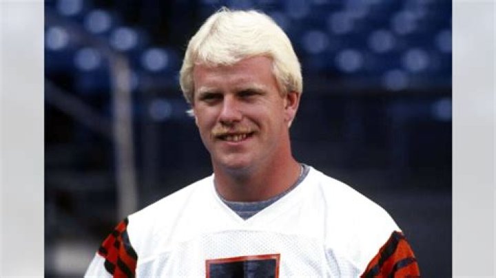Boomer Esiason