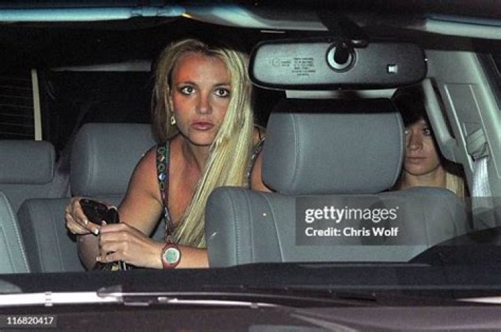 Britney Spears Leaving A Restaurant