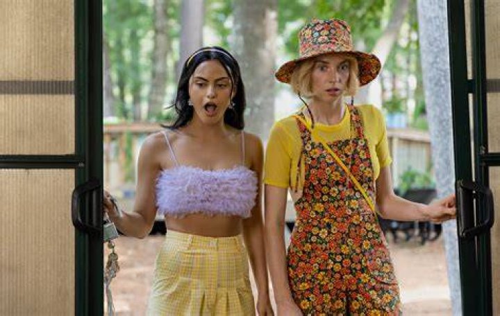 Camila Mendes Maya Hawke