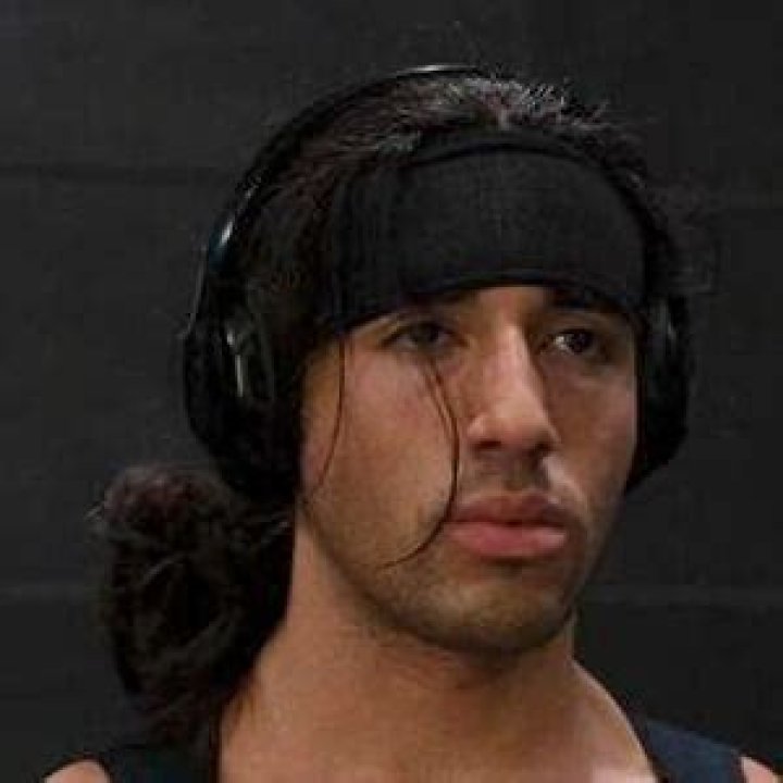 Christoper ProfessionalWeakGuy 