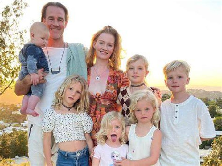 James Van Der Beek With His Daughter