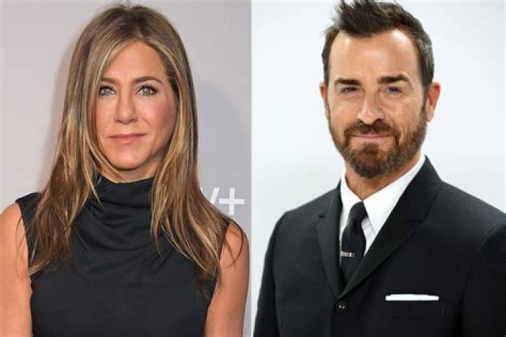 Jennifer Aniston, left, and Justin Theroux arrive at the 21st annual Critics' Choice Awards at the Barker Hangar on Sunday, Jan. 17, 2016, in Santa Monica, Calif. (Photo by Jordan Strauss/Invision/AP)
