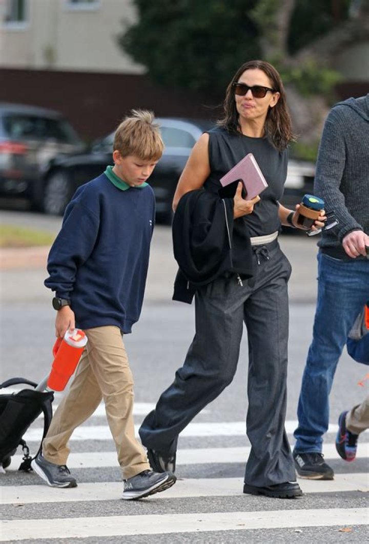 jennifer garner and her son samuel