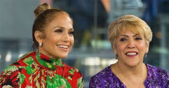 Jennifer Lopez & Mom