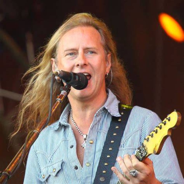 Jerry Cantrell Jerry Cantrell