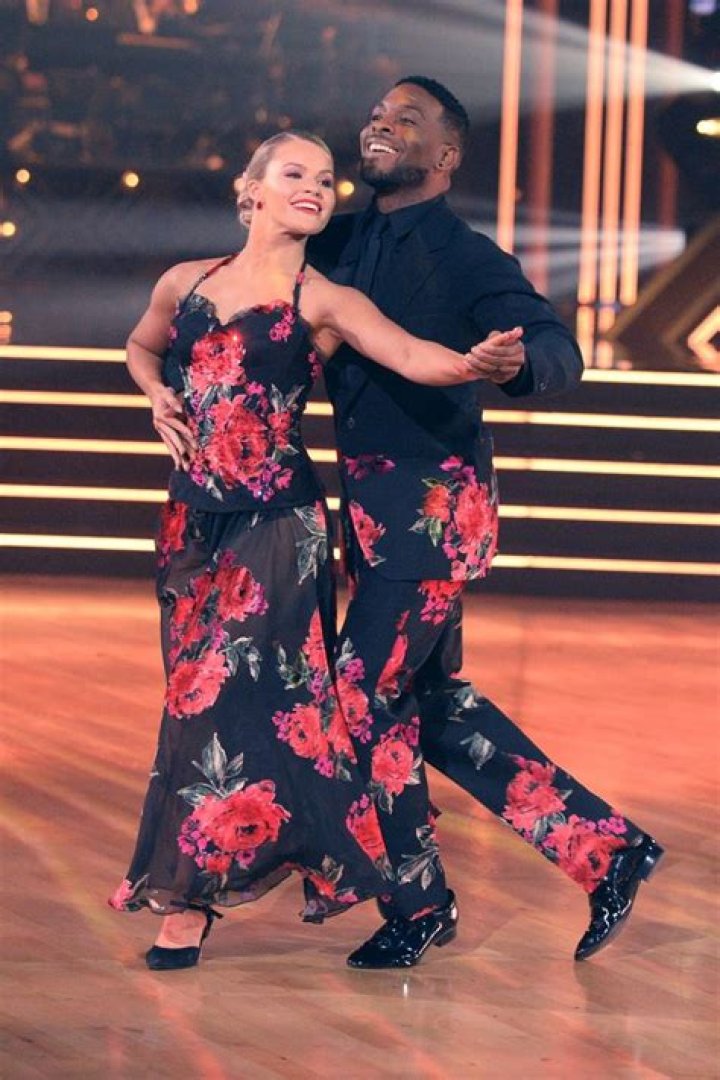 Kel Mitchell & Witney Carson In Week 8