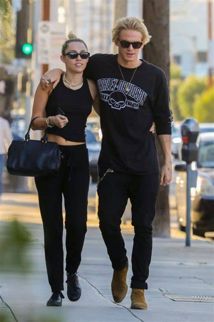 Miley Cyrus and Cody Simpson Shopping in Old Town Calabasas