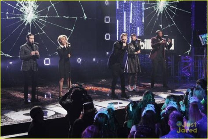 Pentatonix NYE Performance
