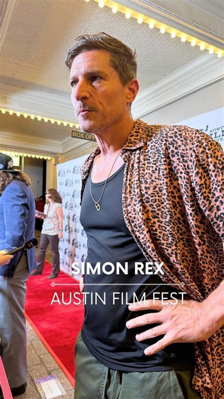 Simon Rex 38 years