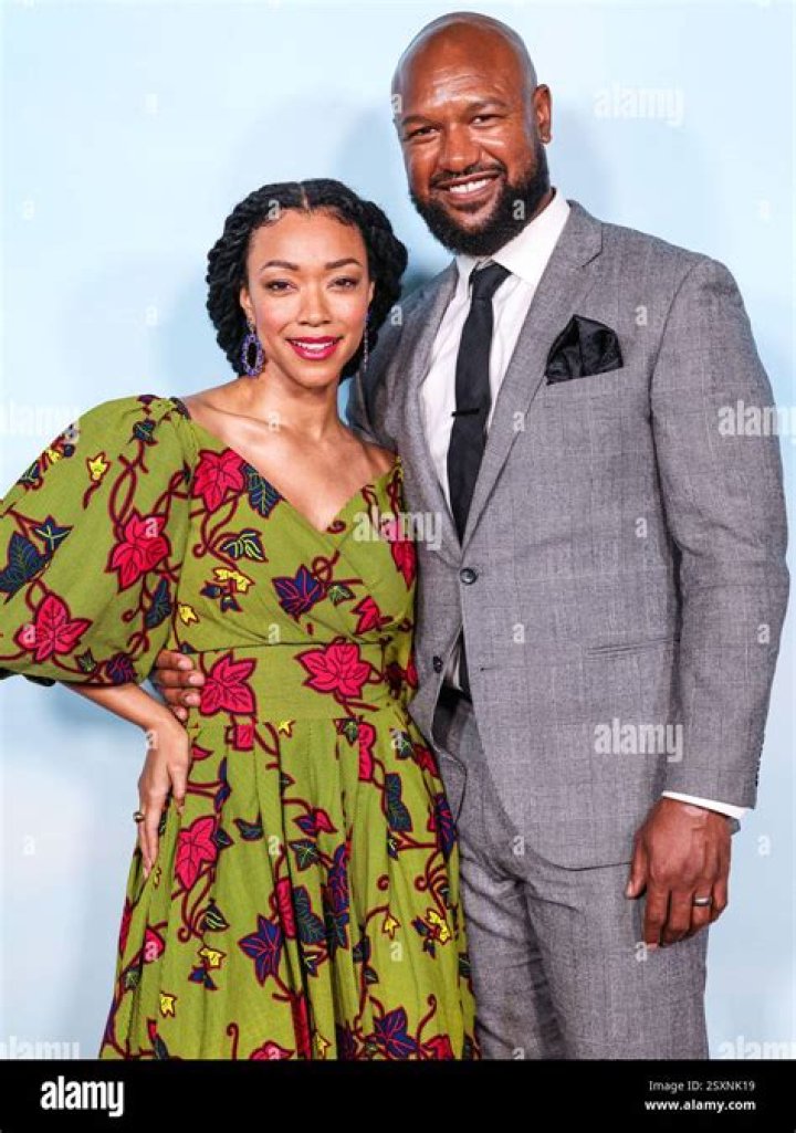 sonequa martin-green, kenric green