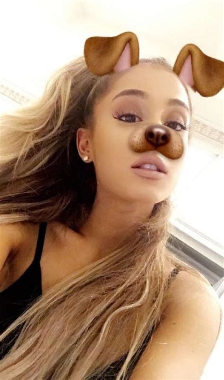 Stars Looking Wildly Different Using Snapchat Filters
